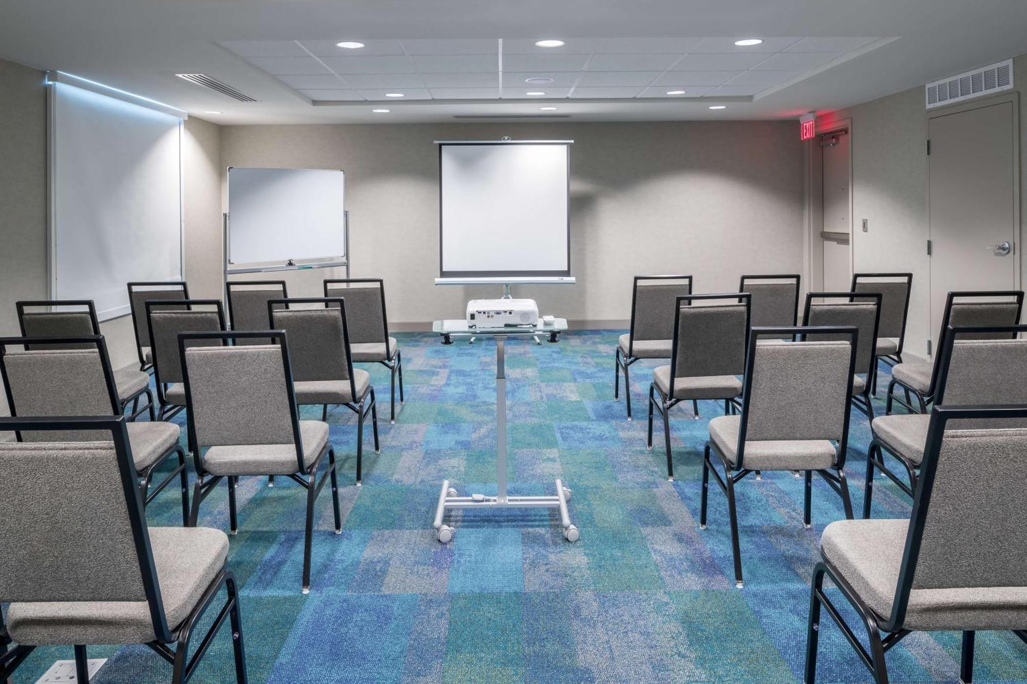 Home2 Suites By Hilton Fort Worth Cultural District Екстериор снимка